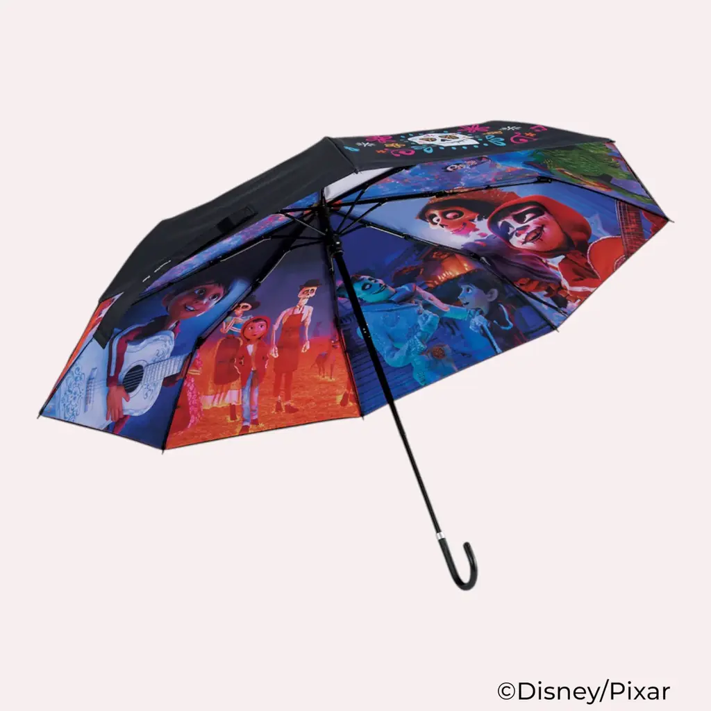 【Disney THE MARKET 2026 in ジェイアール京都伊勢丹】開くと映画のシーンが！『ズートピア2  』『リメンバー・ミー』『シュガー・ラッシュ』の折りたたみ傘を9/16（水）先行販売 画像 10