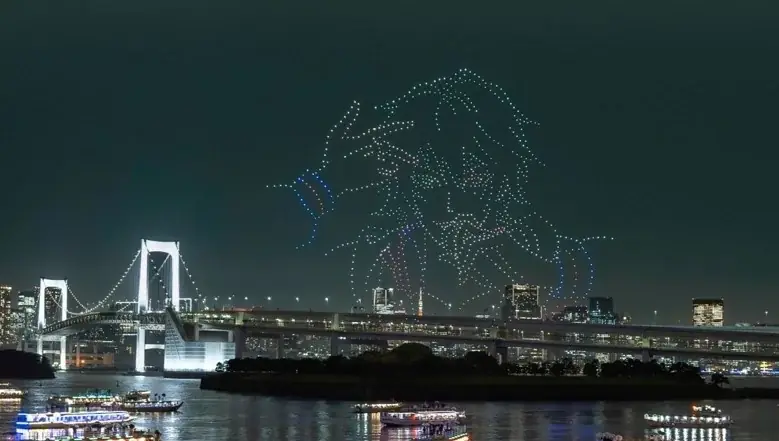 【イベントレポート】秋空に巨大な月と人気ゲーム・アニメ・映画などのキャラクターが集結！大型ドローンショー「ODAIBA DRONE SHOW 2026」を開催しました 画像 6