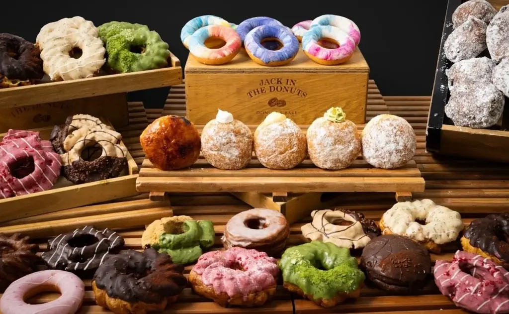 “世界のドーナツ専門店”『JACK IN THE DONUTS』が岡山初上陸！中国地方初の新デザイン店舗として、イオンモール岡山店を9月18日(金)オープン 画像 2