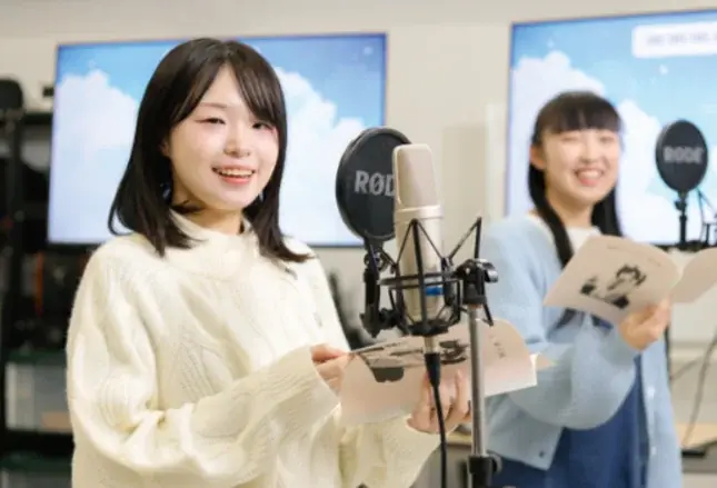 「名探偵コナン」鈴木園子役などで活躍する声優・松井菜桜子さんが直接指導13名の学生一人ひとりにプロの視点からフィードバック　A&D声優科「職業実践専門課程」で全4回の特別レッスン 画像 2