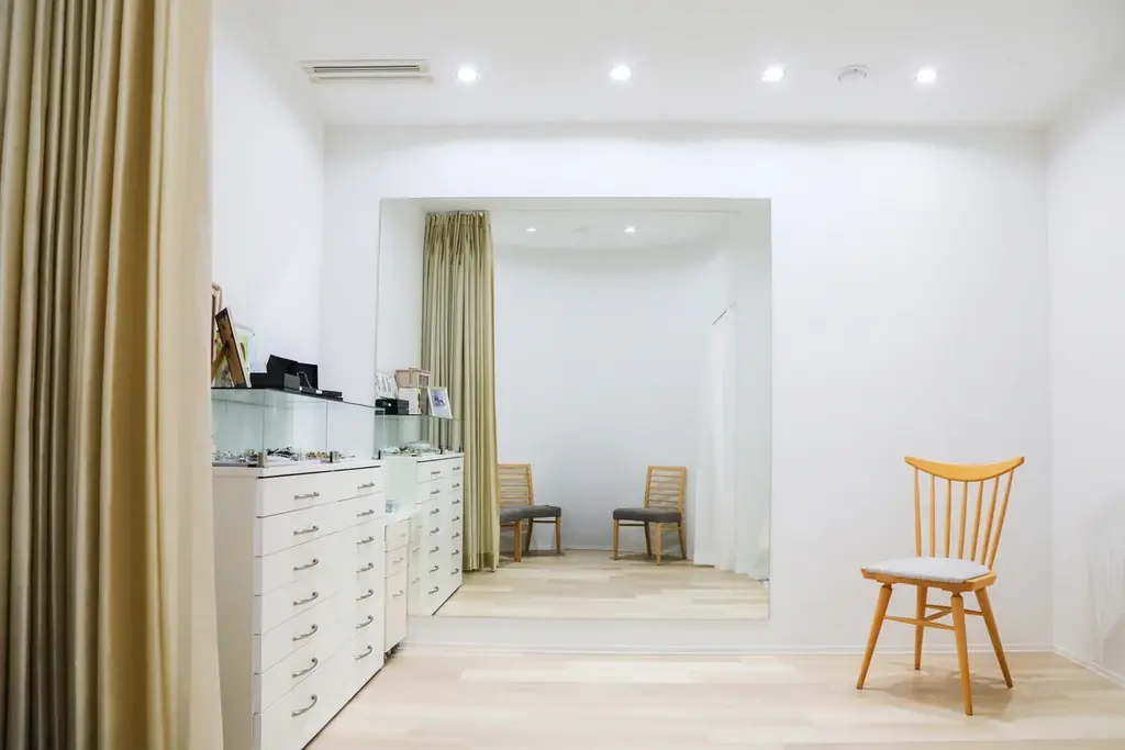結婚式までの時間を、もっと心地よく。伊勢神宮・内宮の最寄り駅から徒歩1分 の結婚式場「ザ・オランジェガーデン五十鈴川」がブライダルサロンとドレスショップを移転リニューアル 画像 7