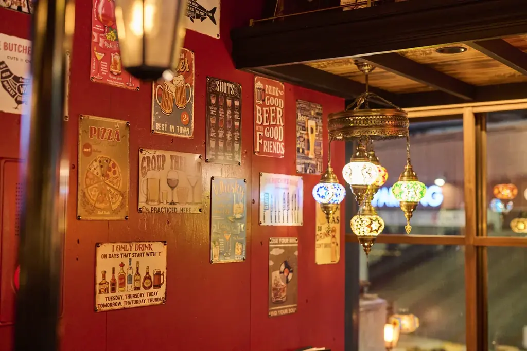 モザイクランプの灯りが心地よい「洋風居酒屋Pecori（ペコリ）」が渋谷に初上陸！ 画像 5