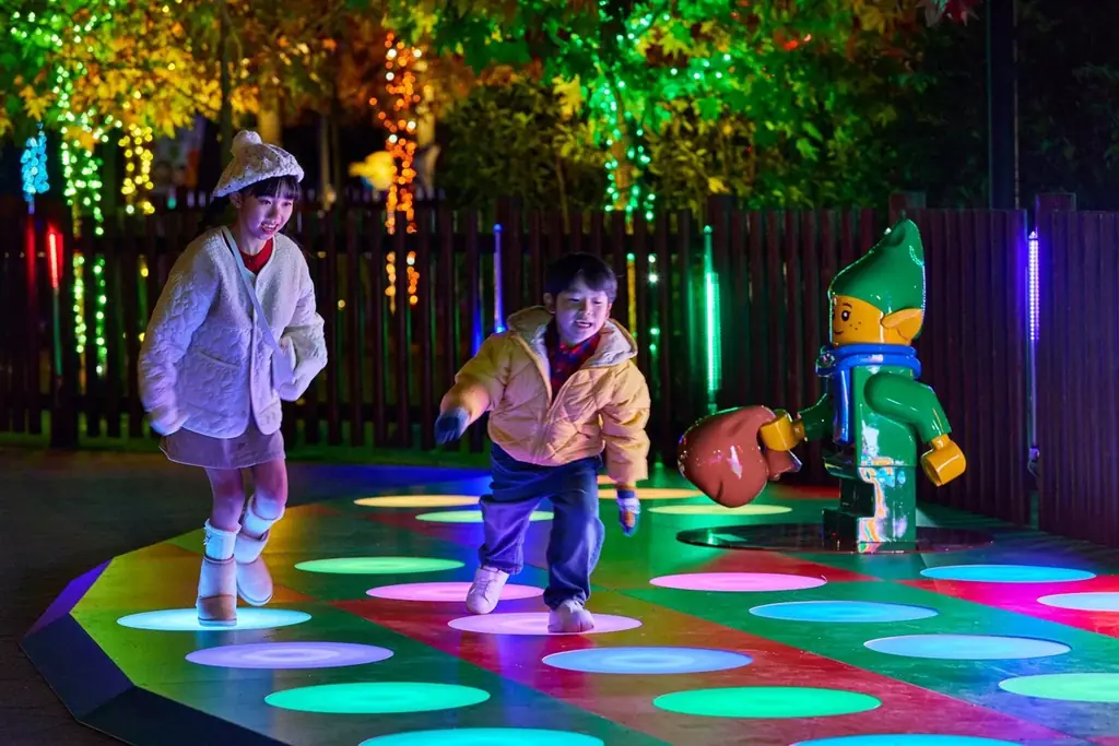 ～レゴⓇ デュプロⓇ ブロック約61万個でつくられた、圧巻のクリスマスツリーが今年も登場～子どもが主役のクリスマスは、“あったか体験”で家族の思い出がもっと特別に『レゴランドⓇでメリークリスマス』 画像 3