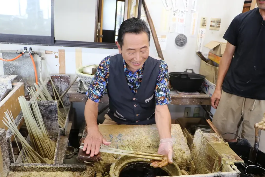 三田村邦彦が滋賀・高島へ｜びわこ箱館山の“映える”絶景スポットに、馬とふれあう新スポットも！近江米＆近江黒鶏＆うなぎ！絶品グルメに三田村大満足！ 画像 9