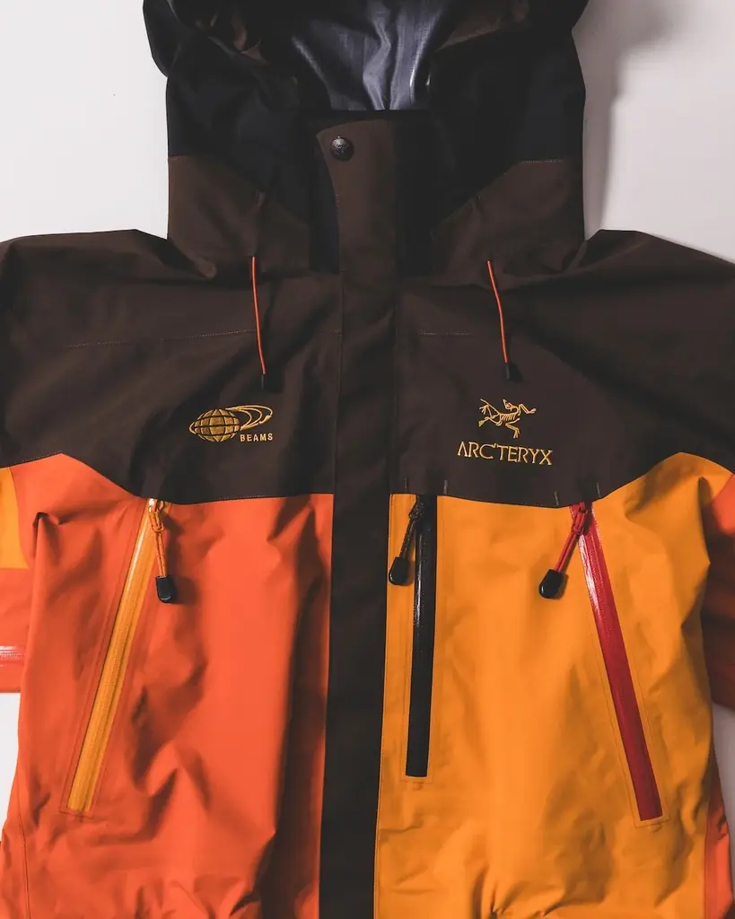 BEAMS、創業50周年と〈ARC’TERYX〉との協業25周年を記念したアニバーサリーコレクション『KOYO（紅葉）』を発売 画像 12