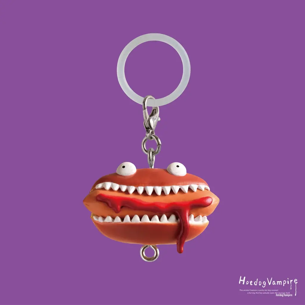 大人気の目印マスコットに小さなホラーのアクセンを！人気のガチャガチャ「ホットドッグ・ヴァンパイア」が目印になって新登場！ 画像 5
