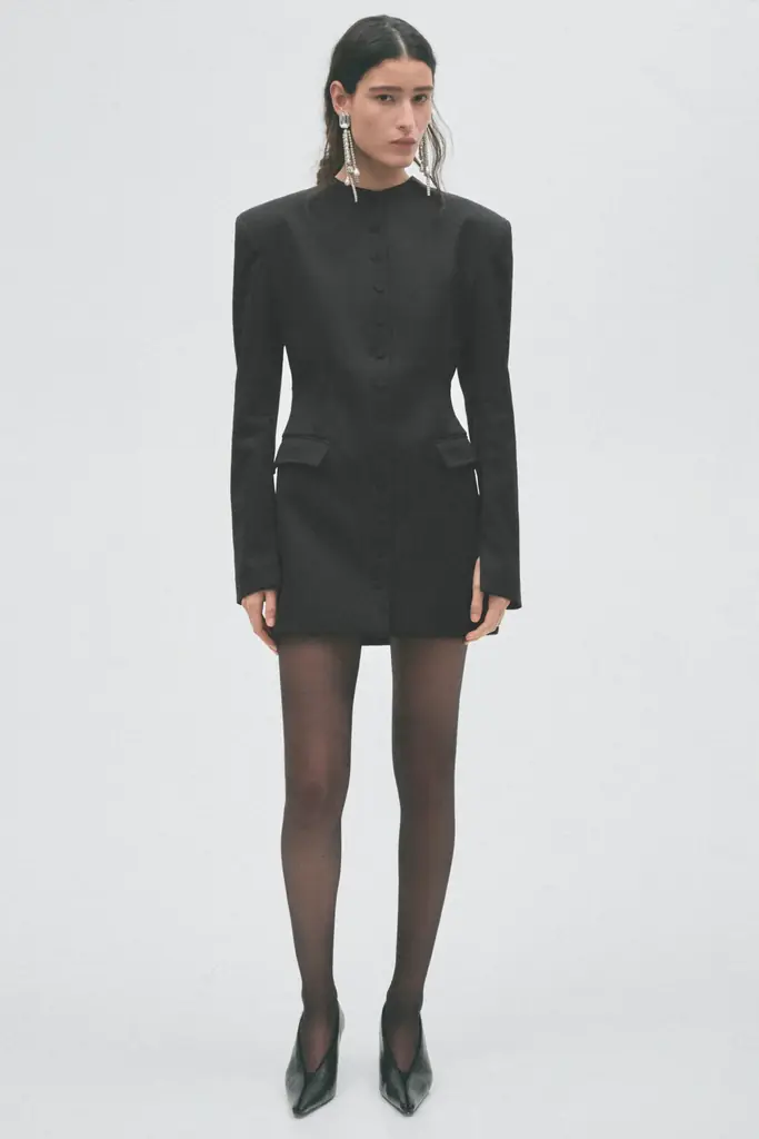 H&M STUDIOから、力強さと女性らしいエネルギーを融合させた2026AWコレクションを発表。 画像 7