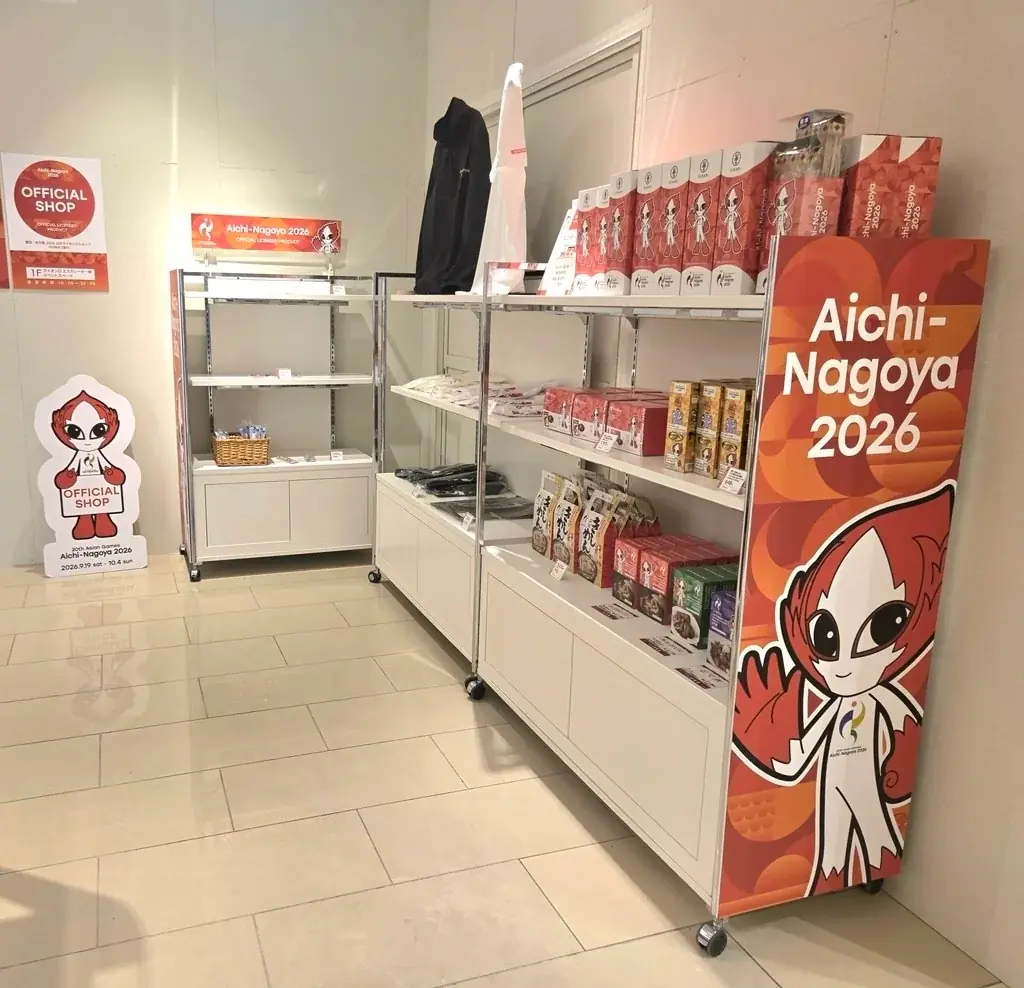 【愛知・名古屋2026】開幕で熱気高まる中、公式ライセンスショップ（名古屋栄三越内）が1階フロアへ移転オープン！ 画像 2