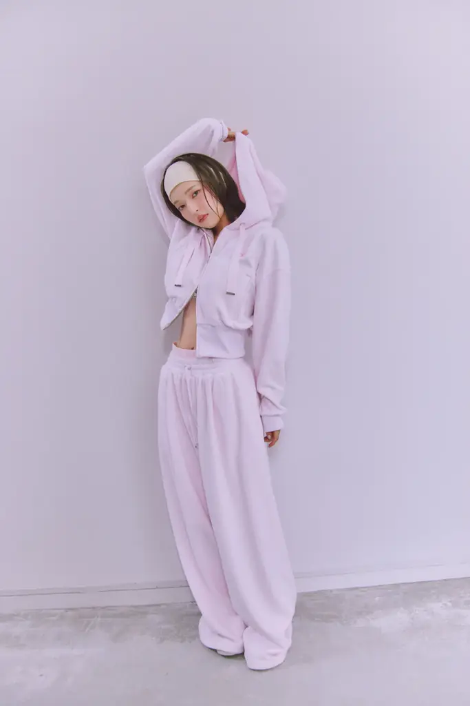 ＜SNIDEL(スナイデル)＞モデル・女優の田中芽衣が魅せる新作コレクショ ン「snd」が登場！＜9月23日(水)販売開始＞ 画像 3