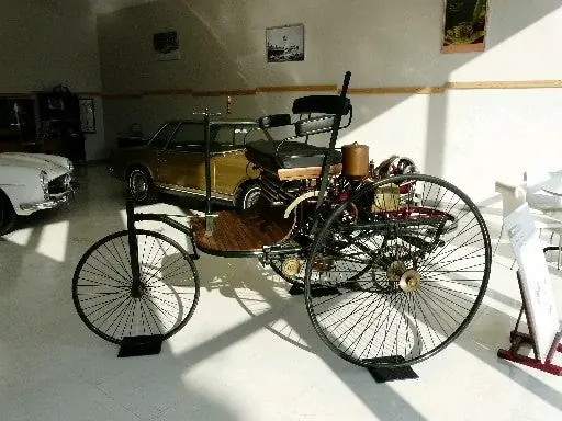 なぜ「世界初の自動車」は3輪だったのか。自動車誕生140年、BLDBが1886年とDM229を見比べる特設ガイドを公開 画像 6