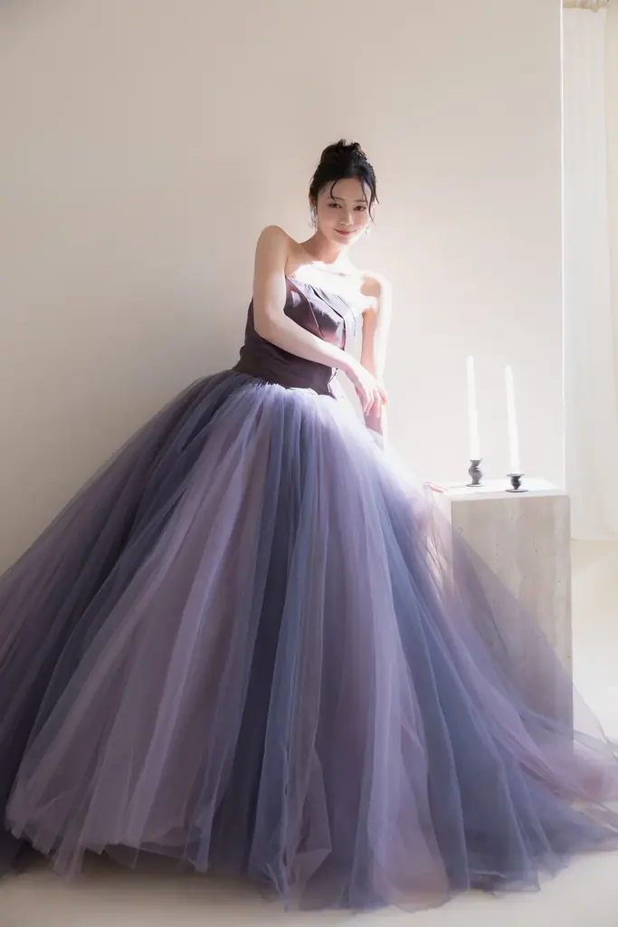 恵比寿にウェディングドレスレンタル＆フォトウェディングの「emorma」10月1日オープン｜結婚式場直営で約700点 画像 4