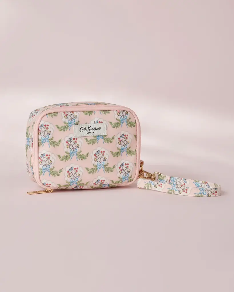 【Cath Kidston × Miho Ishii】美容家 石井美保さんとのコラボ第2弾！限定アートの新型ランチトートなど4型を10月1日（木）発売開始！ 画像 8