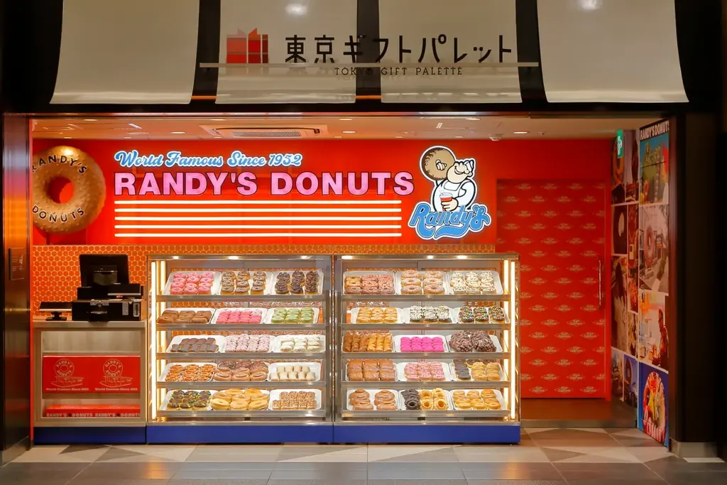 ロサンゼルスで大人気のドーナツショップ「ランディーズドーナツ」 一足早く秋の訪れを楽しめる期間限定ドーナツ3品が新登場！2026年10月1日（木）発売 画像 7