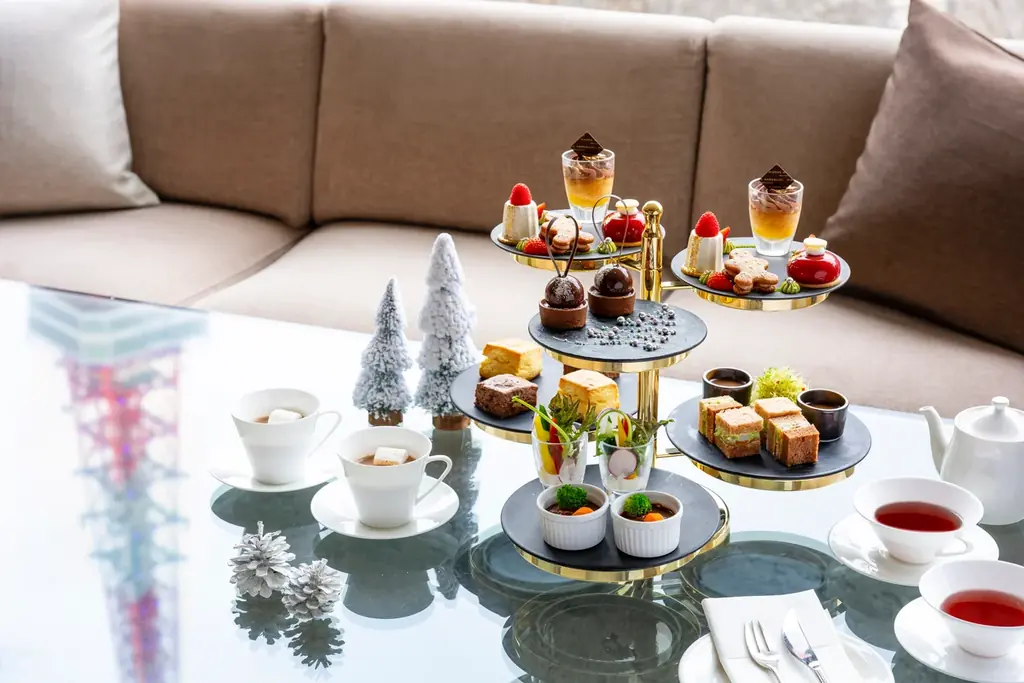 ピエール マルコリーニのオリジナルクーベルチュールを使用した「Christmas Afternoon Tea」を提供 画像 3