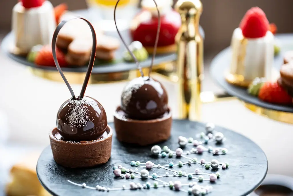 ピエール マルコリーニのオリジナルクーベルチュールを使用した「Christmas Afternoon Tea」を提供 画像 4