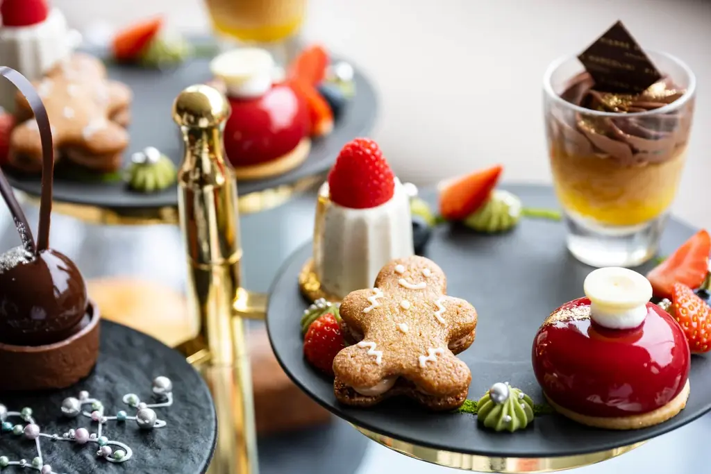ピエール マルコリーニのオリジナルクーベルチュールを使用した「Christmas Afternoon Tea」を提供 画像 5