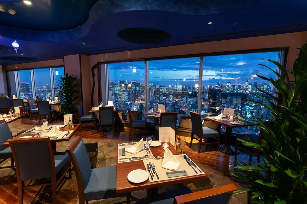 地上150mの煌めくパノラマ夜景と麗しき生演奏。特別な夜を美酒で彩る、オマール海老と黒毛和種和牛を使用した東京ドームホテルのクリスマス限定イタリアンディナーコースが2026年10月1日(木)予約開始 画像 6