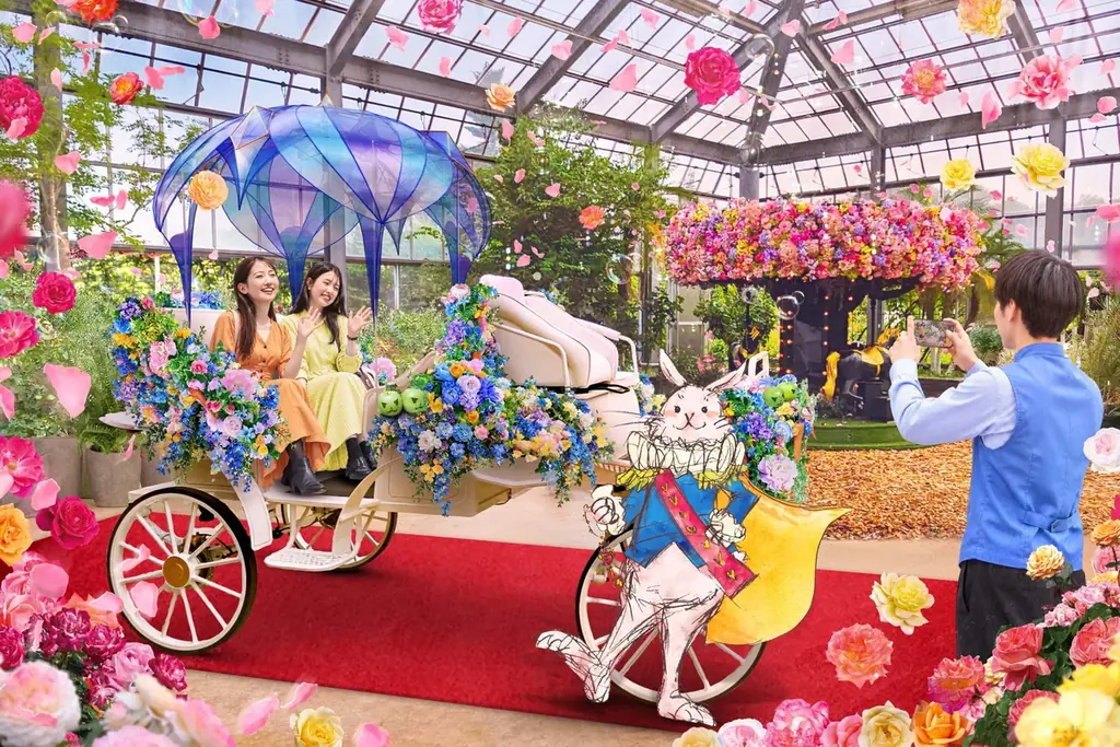 関東最大級のバラのテーマパーク年に1度の「香りのピークシーズン」到来＆新作のバラを発表　秋イベント『白うさぎのロイヤル インビテーション』開催 画像 3