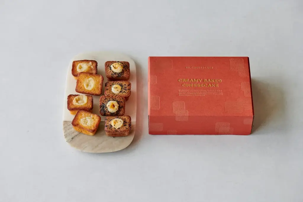 発売半年で累計販売数20万個を突破したひとくちチーズケーキ「CREAMY BAKED CHEESECAKE」から新フレーバー「Milk Tea」が登場！ 画像 2