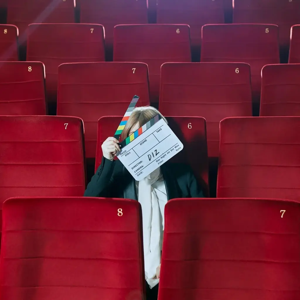 「観たい映画が多すぎて、選べない夜」に効く1枚。『SABLIER by R HOTEL』× 映画アクティビスト DIZ｜映画レコメンドカード「CINEMA LIST」を9月28日（月）より配布開始 画像 8