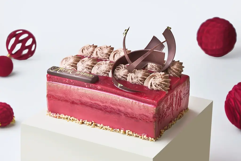 【ウェスティン都ホテル京都】2026年クリスマスケーキは香りと酸味で仕立てる後味の軽やかな3種ーアールグレイ、ピスタチオ、苺　10月1日より予約受付開始 画像 2