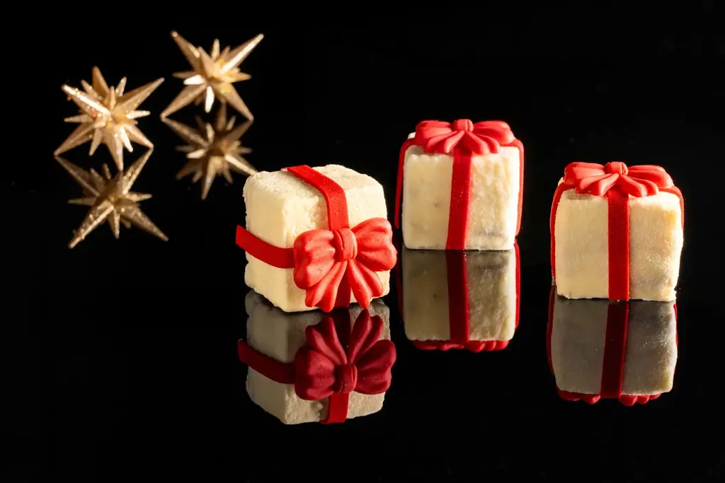 「サンタクロースのふるさと」をテーマにしたクリスマスケーキコレクション2026　いちごのショートケーキやサンタクロースハットなど全6種を販売 画像 7