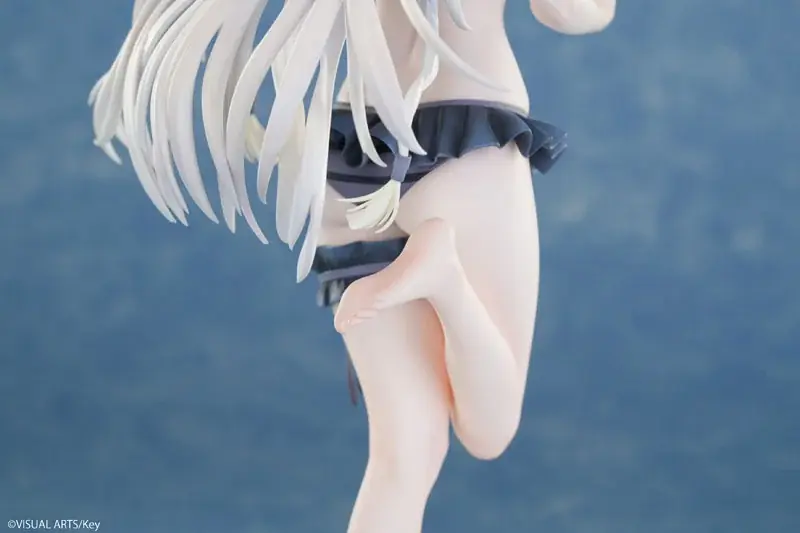 大人気ゲーム『Summer Pockets REFLECTION BLUE』より、「鳴瀬しろは」がフィギュアで登場。あみあみにて予約受付中。 画像 18