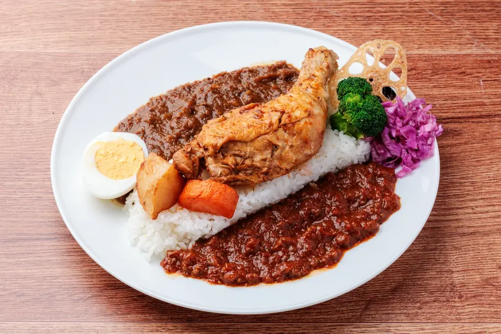 神田カレーグランプリ2025「史上初W受賞」のカレーが進化　神保町オオドリー、10月1日から全11種のトッピングを解禁 画像 5