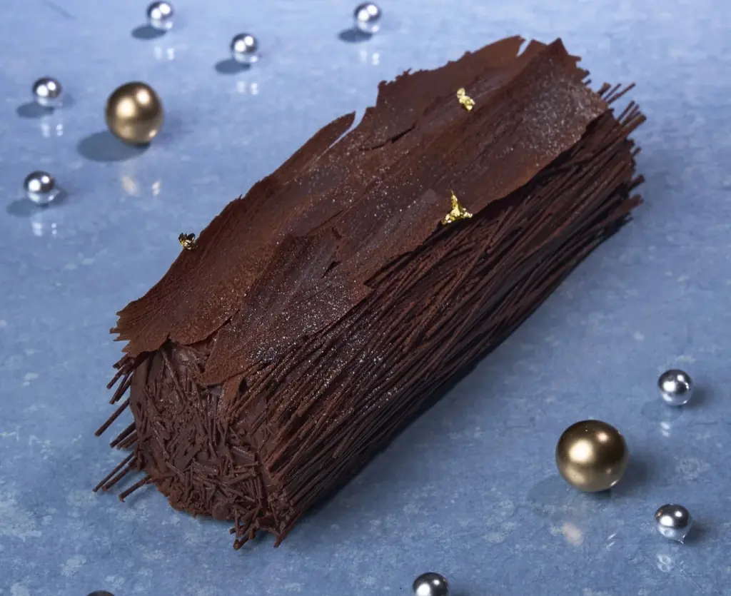 【伊勢丹新宿店】人気の“小さめサイズ”も充実！「Aurore」をテーマに、個性豊かなクリスマスケーキが集結。選ぶ楽しさが広がるクリスマス 画像 6