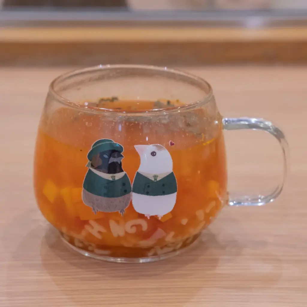 文鳥たちの学校生活が楽しめる『ふぃんち学園』開校！懐かしくてかわいい給食メニューが登場♪ 画像 7