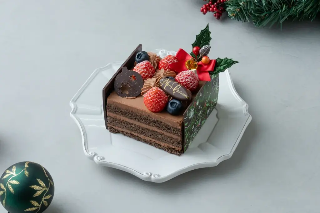 【ベルアメール】ショコラティエの美意識が宿る、特別な夜の美しき輝き。2026年クリスマスケーキ全5種の予約受付を10月1日(木)より開始 画像 5