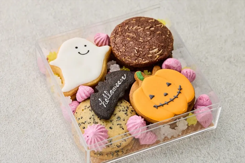 【Buttery本店】カラフル楽しい「ハロウィンクッキーアソート」10月限定で新発売！3種のバターサンドクッキー缶など秋の新商品も登場 画像 2