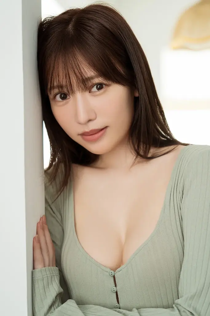 芸能活動を本格的に再開させた元HKT48メンバーの運上弘菜が、最新デジタル写真集をリリース！ 画像 2