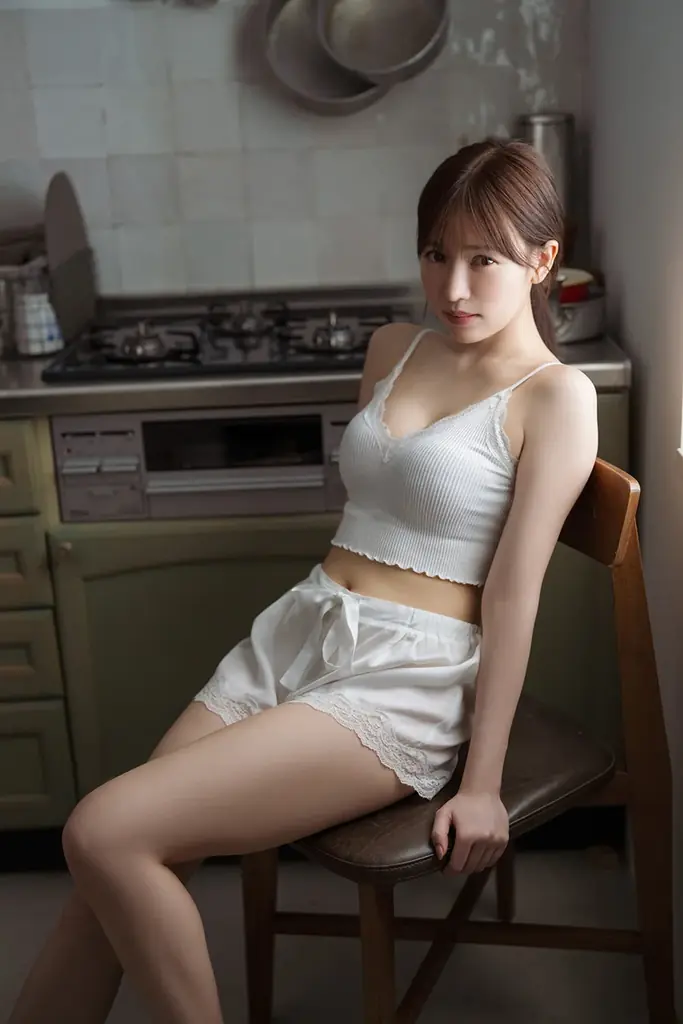 芸能活動を本格的に再開させた元HKT48メンバーの運上弘菜が、最新デジタル写真集をリリース！ 画像 3