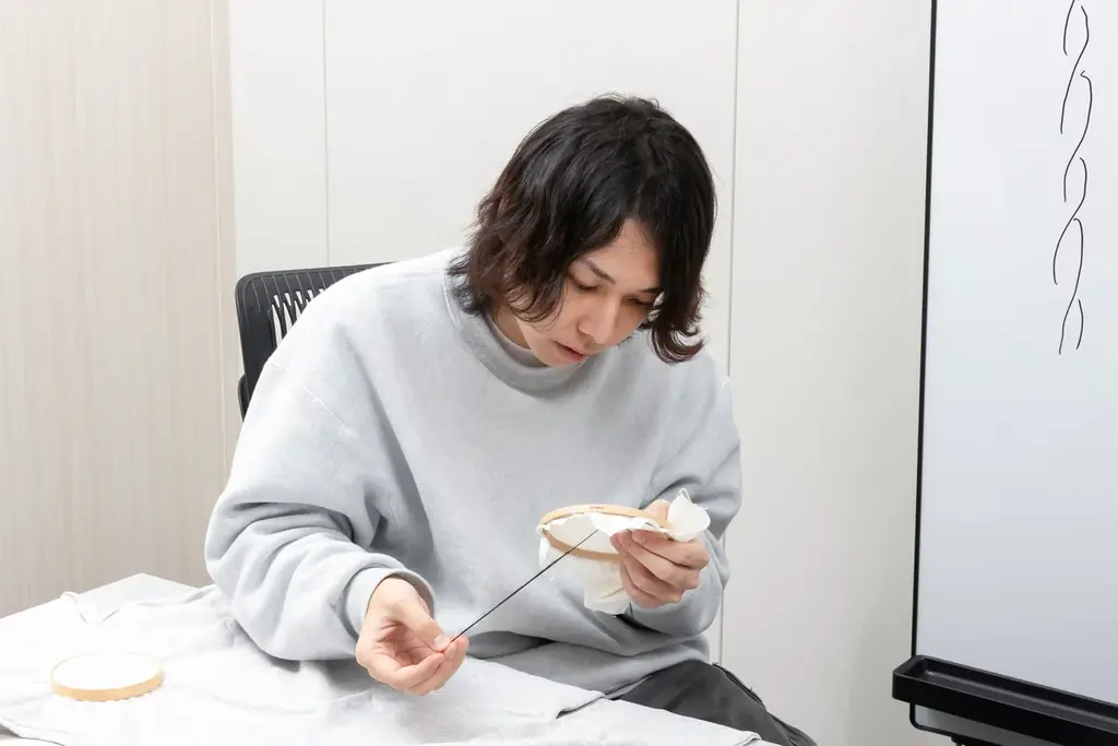 今年で活動10周年！　人気ゲーム実況系YouTuber・鈴木けんぞう、待望の2冊目エッセイ『やれるだけがんばります。』刊行！ 画像 3