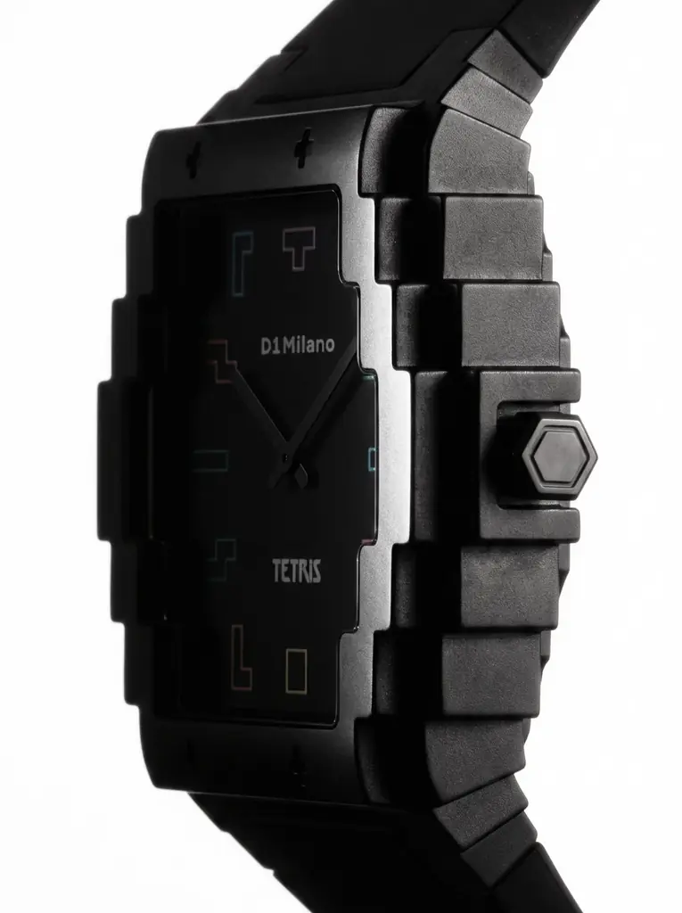 D1 Milano×Tetris™世界的ゲーム「テトリス」が、D1 Milanoの時計に。7種のテトリミノを文字盤に配した限定コラボウォッチ、10月2日(金)発売。 画像 4