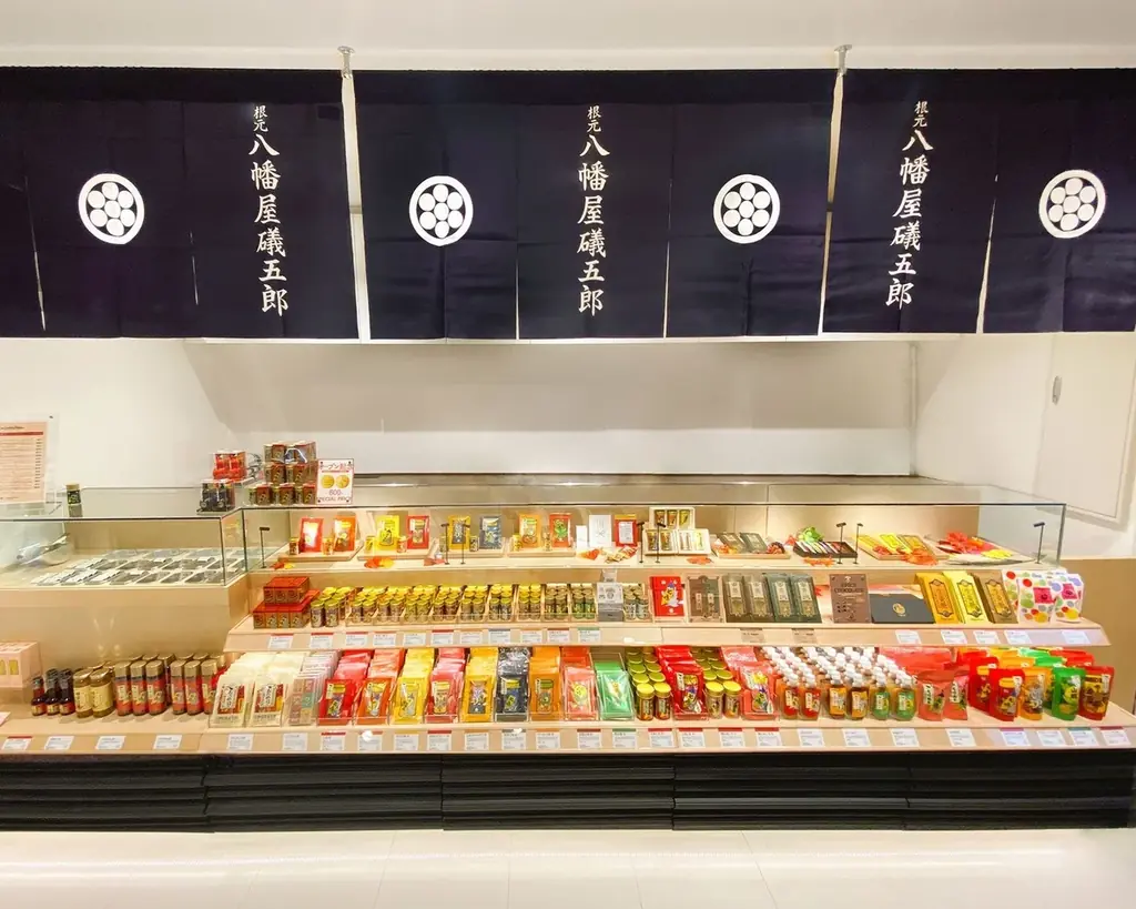 根元 八幡屋礒五郎 イオンモール須坂店1周年記念！「チーズ入りカレーパン」「須坂缶プチ缶ストラップ」を発売 画像 13