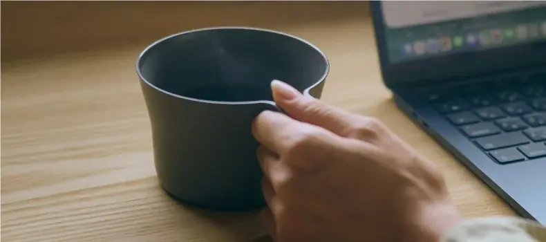 大阪唯一の村にある100円グッズメーカーが、プラスチックで9,900円の皿を作る。サナダ精工が創業以来はじめての自社ブランド『LIFE IS GRAY™』（ライフイズグレイ）始動、11月発売開始！ 画像 6