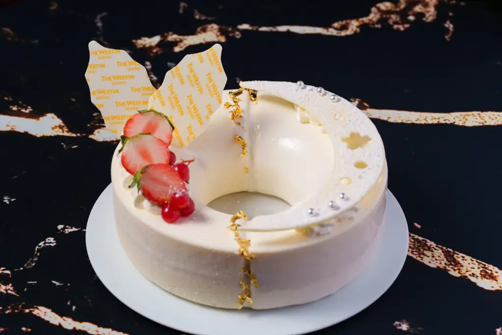 笑顔が集うクリスマステーブルへ、サンタクロースからの贈り物オリジナルクリスマスケーキ3種類を発売【ウェスティンホテル仙台】 画像 4
