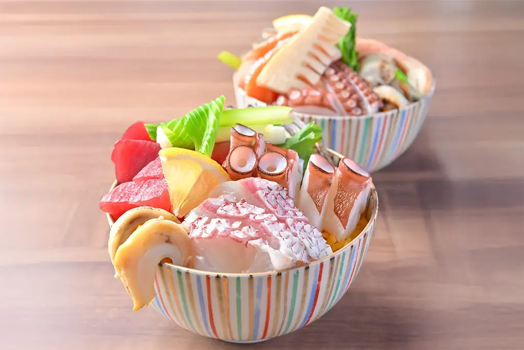 神戸・元町のホテルビュッフェに秋の味覚 きのこ18種※1と岩手産フランス赤鶏の味噌鍋・水炊き鍋が登場！神戸ポートタワーホテル2階のレストランで「秋の大収穫祭」を開催 画像 18