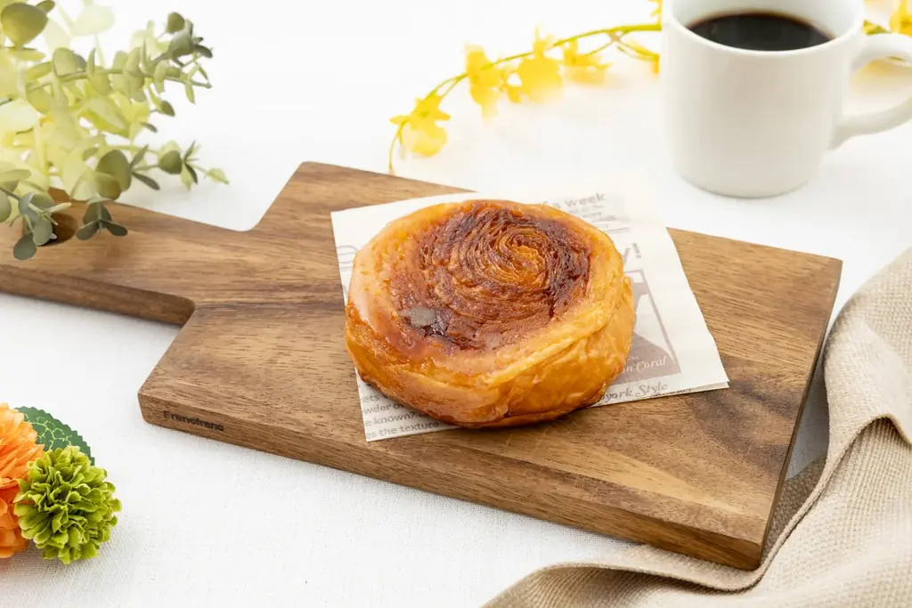 セブン「カリッじゅワッサン」10月6日再発売、16層生地の食感