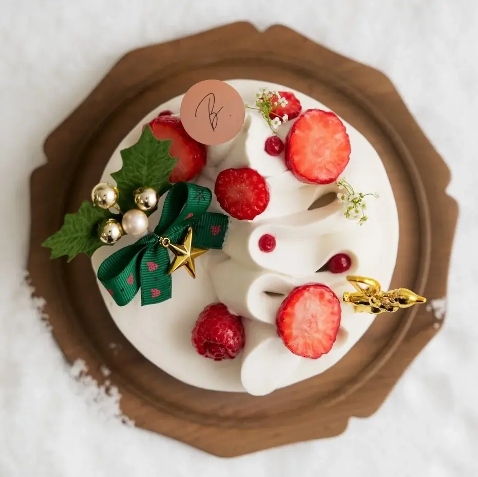 【BEYOND SWEETS】全メニュー小麦・白砂糖不使用のクリスマスケーキ　今年は「ベリーガトーショコラ」「バニーユ」が初登場！「BEYOND SWEETS クリスマス2026」のご案内 画像 5