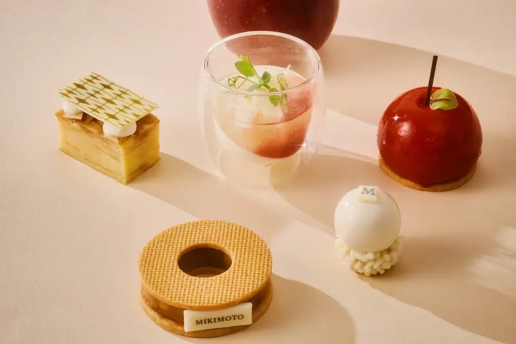 【大阪ステーションホテル、オートグラフ コレクション】ハイジュエラー「MIKIMOTO（ミキモト）」とのコラボレーション　第一章は艶やかな紅い果実が奏でる、甘く高貴な調べ 「りんごアフタヌーンティー」 画像 3