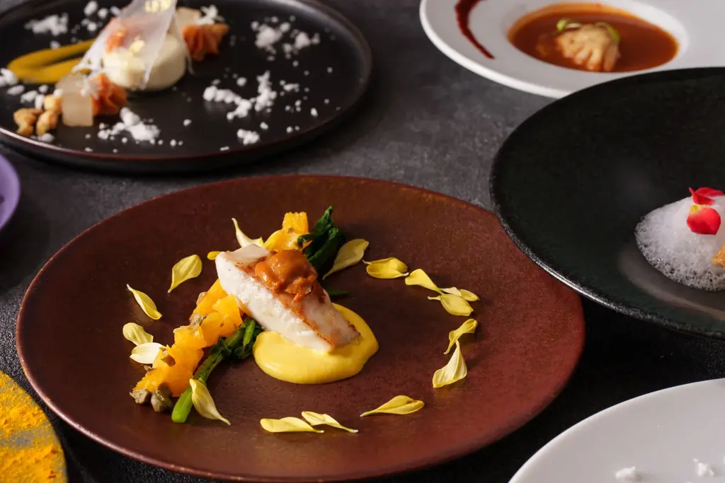 白金台駅徒歩5分「THE Tender HOUSE DINING」プラチナ通りの洗練されたモダンダイニングでクリスマス限定ディナー 画像 3