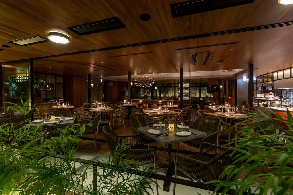 白金台駅徒歩5分「THE Tender HOUSE DINING」プラチナ通りの洗練されたモダンダイニングでクリスマス限定ディナー 画像 6