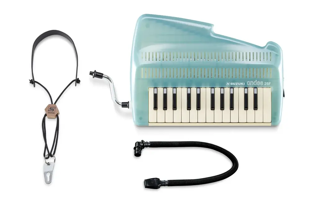 笛の音が鳴る鍵盤楽器「鍵盤リコーダー アンデス25F」。リミテッドカラー「Frost Green（フロストグリーン）」発売。/鈴木楽器製作所 画像 5