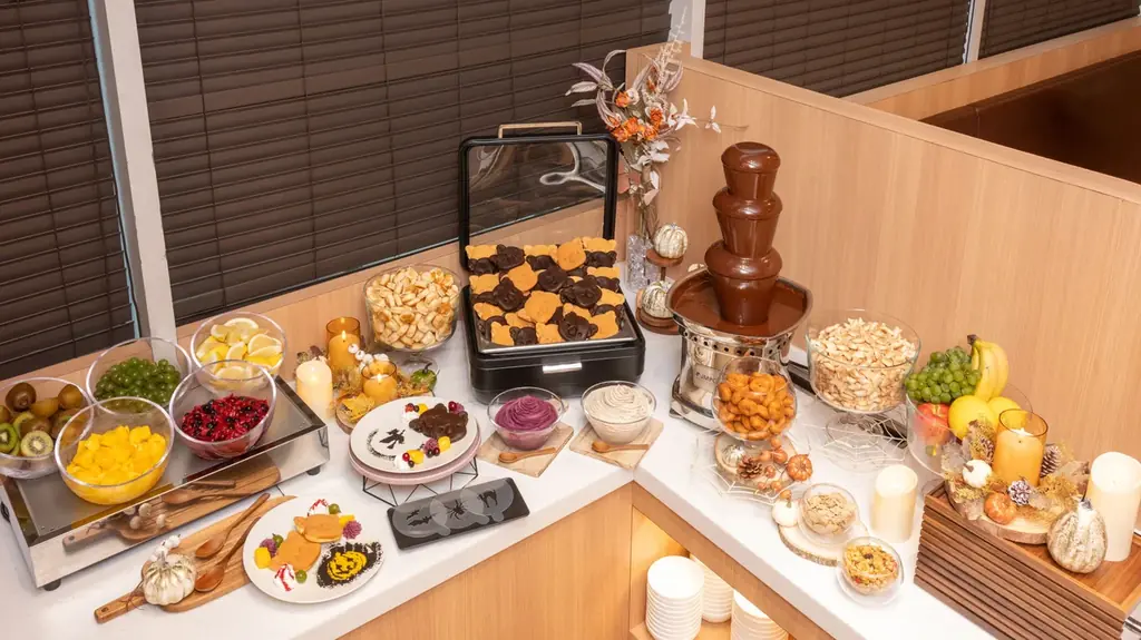 秋の味覚と遊び心が詰まった「ハロウィンフェア」を開催！朝食「朝から甘やかしビュッフェ」とランチ＆カフェ「ハロウィンアフタヌーンティー」を期間限定で提供/ロッテシティホテル錦糸町 画像 2