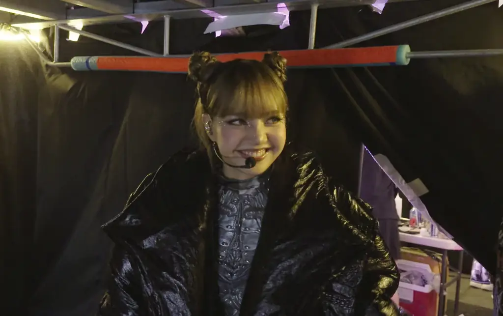 BLACKPINKのLISA初のドキュメンタリー映画『ALWAYS LALISA』10/12(月)、14(水)、17(土)の3日間限定で劇場公開に。劇場鑑賞者に入場プレゼントの実施が決定！ 画像 4