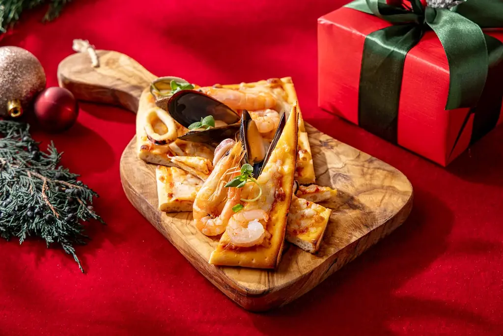 ヒルトン名古屋　ヨーロッパ各国の伝統料理で祝う「クリスマス・ニューイヤーランチ&ディナービュッフェ」を開催 画像 9