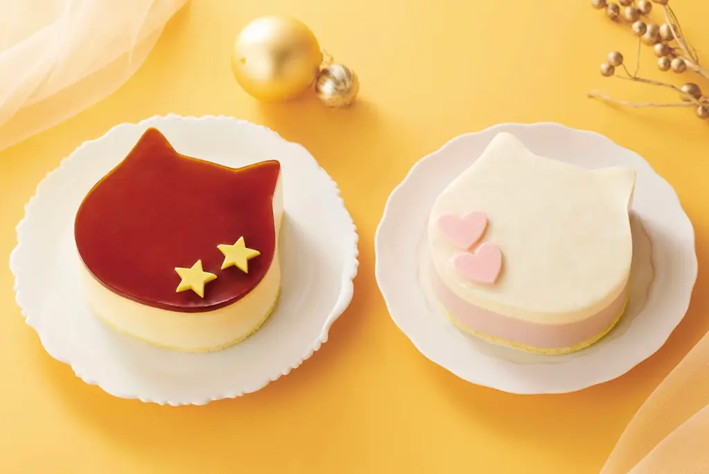 【イオン限定】「ねこねこ」からクリスマスを彩る全2種のケーキが新登場！ブリュレプリンをとじ込めた『ねこねこプリンケーキ』と果肉入りいちごジュレの甘酸っぱさを楽しめる『ねこねこいちごみるくケーキ』を発売 画像 1